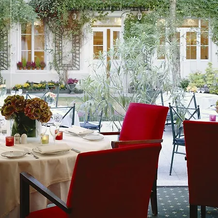 Restaurant Napoleon 호텔 3*